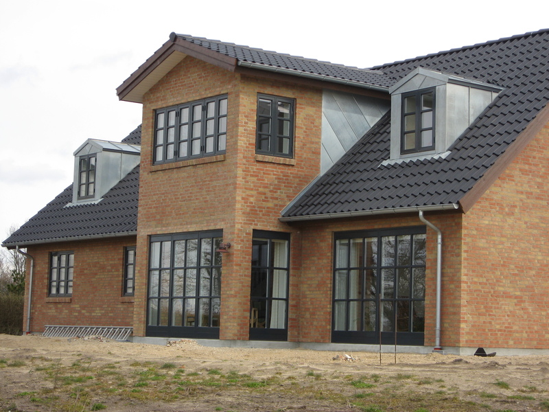 Ruckus trappe bh Sorte vinduer - giver huset en ekstra kant - JVK - 10 års garanti